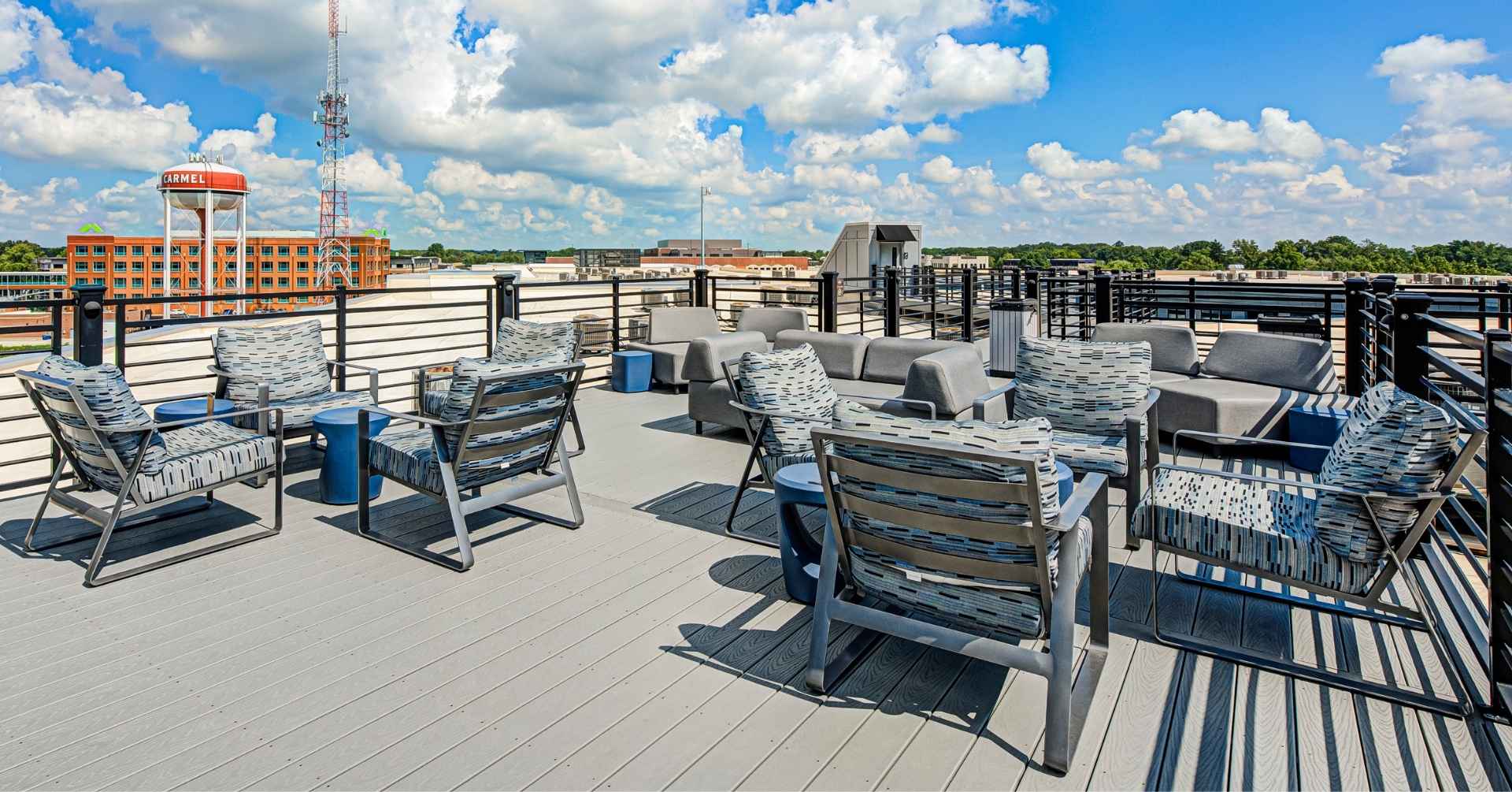 Midtown Flats Rooftop Deck Seating